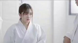亚洲业余性别在独奏场景与可爱的岬小将